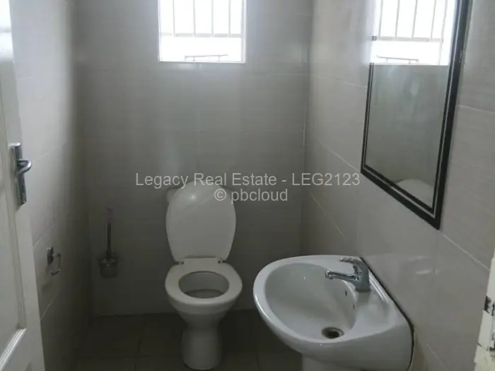 4 Bedroom House to Rent in Westgate