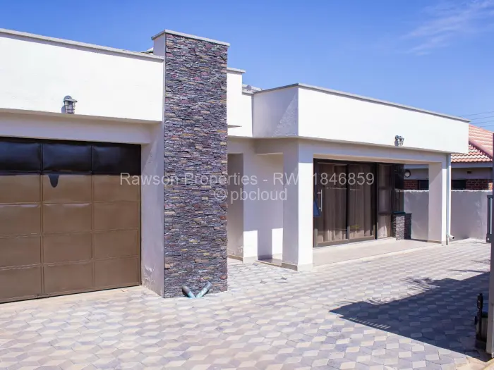 4 Bedroom House for Sale in Madokero Estates, Harare