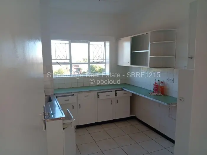 Flat/Apartment to Rent in Bulawayo City Centre, Bulawayo