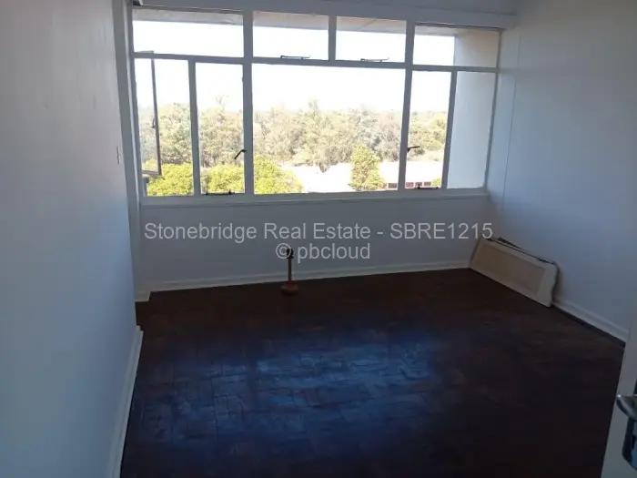 Flat/Apartment to Rent in Bulawayo City Centre, Bulawayo