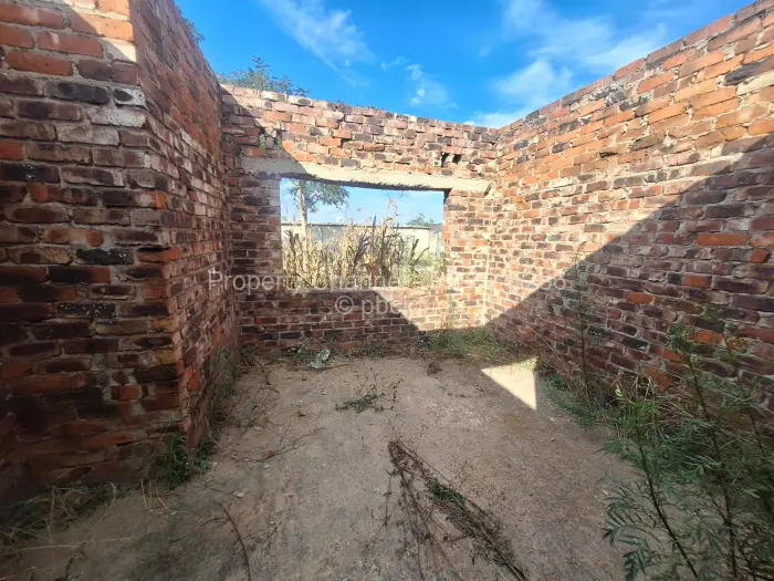 4 Bedroom House for Sale in Glaudina, Harare