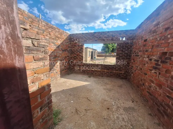 4 Bedroom House for Sale in Glaudina, Harare