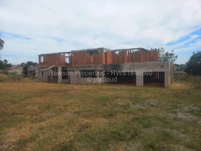7 Bedroom House for Sale in Gletwin Park, Harare