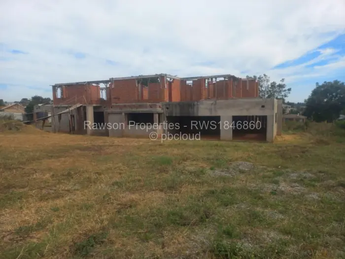 7 Bedroom House for Sale in Gletwin Park, Harare