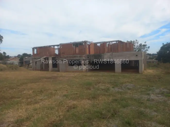 7 Bedroom House for Sale in Gletwin Park, Harare