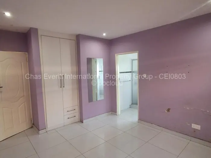 House to Rent in Mainway Meadows, Harare