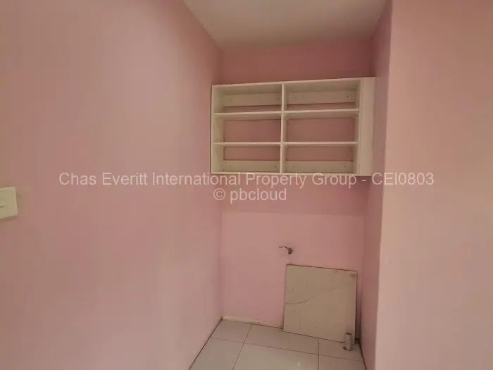 House to Rent in Mainway Meadows, Harare