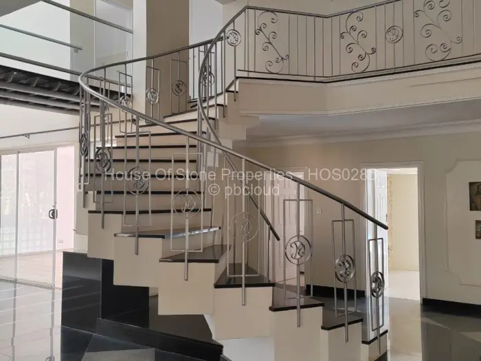 6 Bedroom House for Sale in Mount Pleasant, Harare
