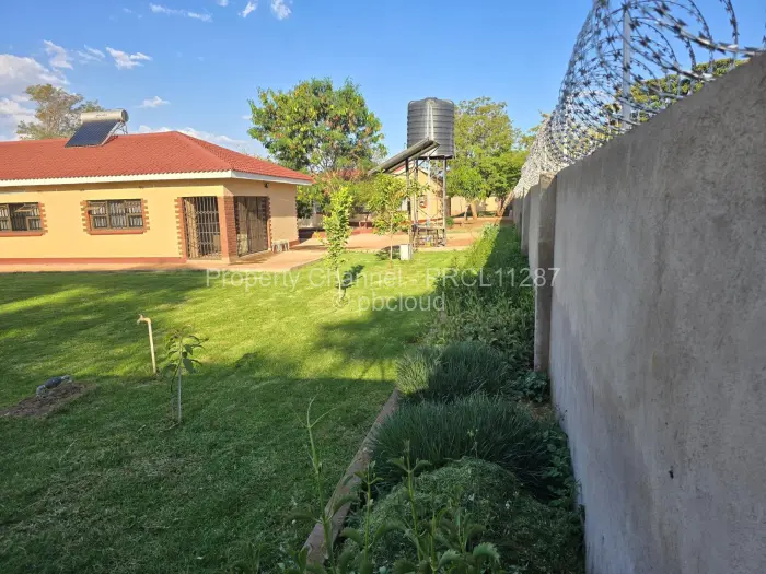 4 Bedroom House for Sale in Chegutu, Chegutu