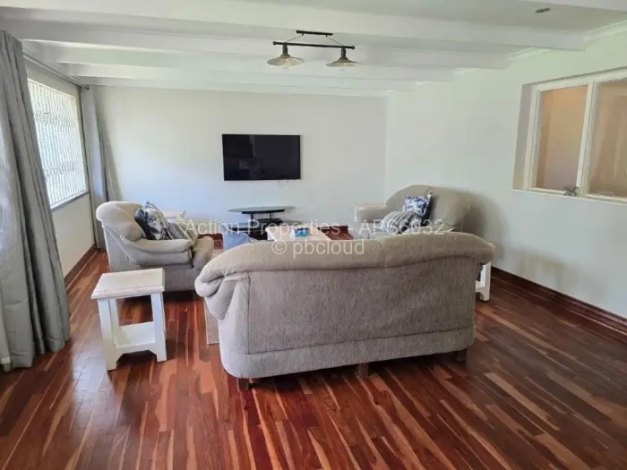 4 Bedroom House to Rent in Mount Pleasant