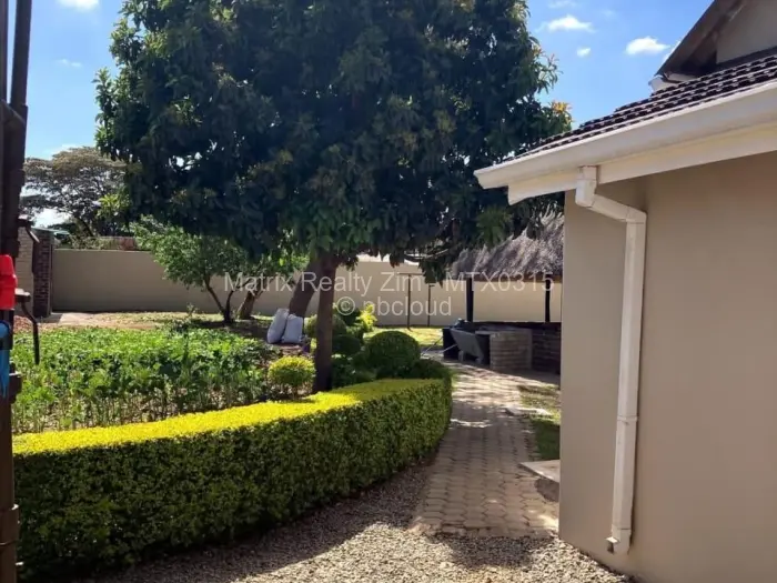 4 Bedroom House for Sale in Eastlea, Harare