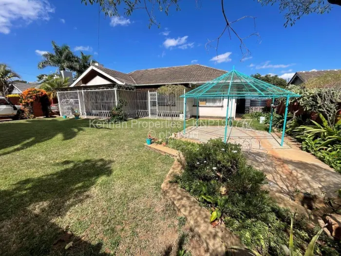 3 Bedroom House for Sale in Braeside, Harare