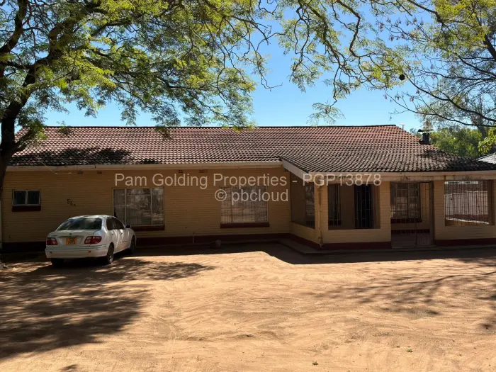 4 Bedroom House for Sale in Burnside, Bulawayo