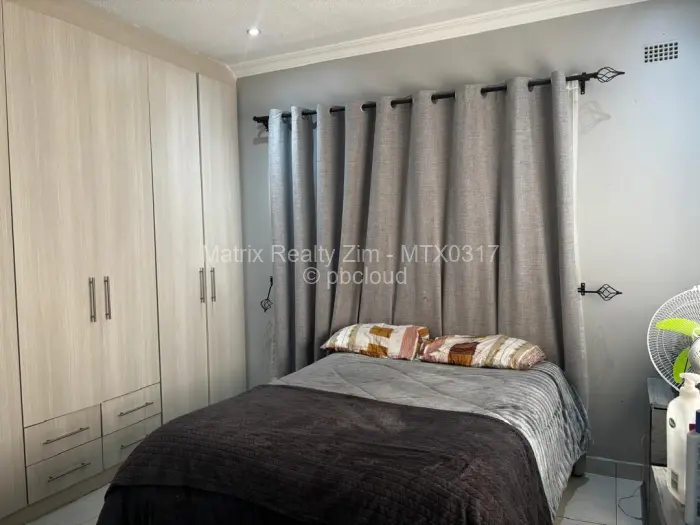 Townhouse/Cluster for Sale in Waterfalls, Harare
