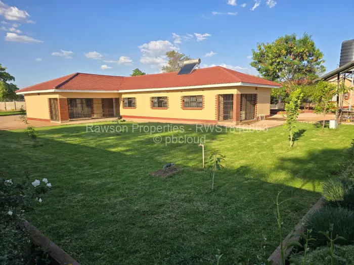 4 Bedroom House for Sale in Chegutu, Chegutu