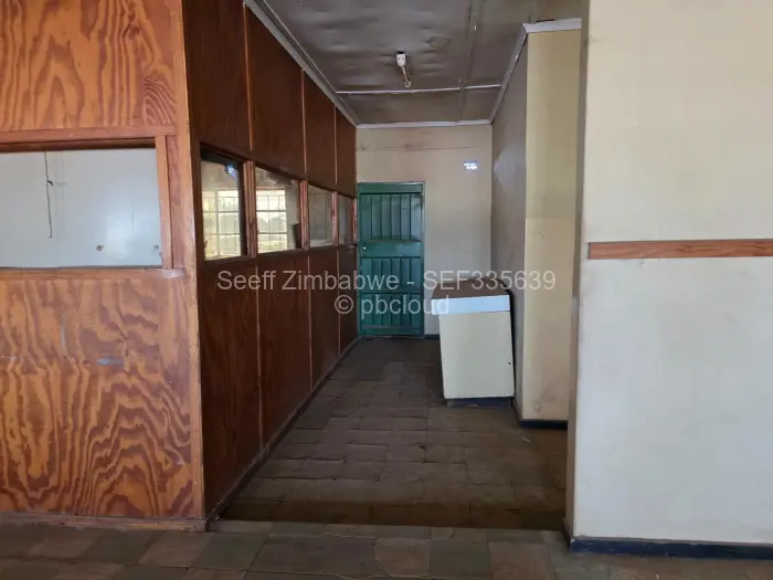 Retail/Shop for Sale in Mkoba, Gweru