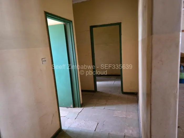 Retail/Shop for Sale in Mkoba, Gweru