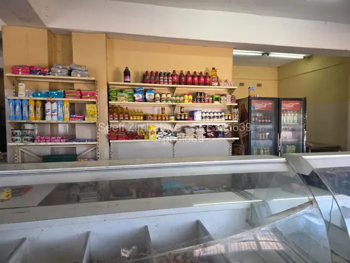 Retail/Shop for Sale in Mkoba, Gweru