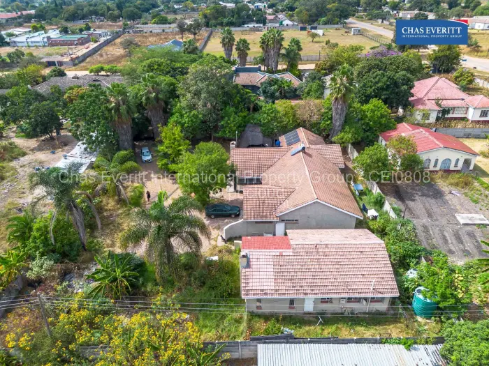 8 Bedroom House for Sale in Waterfalls, Harare