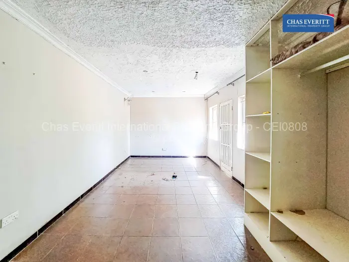 8 Bedroom House for Sale in Waterfalls, Harare