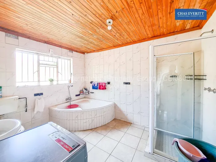 8 Bedroom House for Sale in Waterfalls, Harare