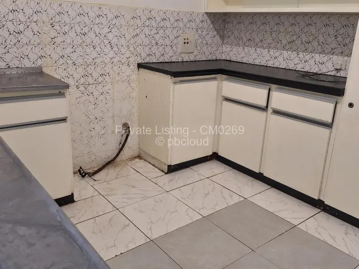 2 Bedroom Cottage/Garden Flat for Sale in Hillside, Harare