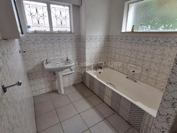 2 Bedroom Cottage/Garden Flat for Sale in Hillside, Harare