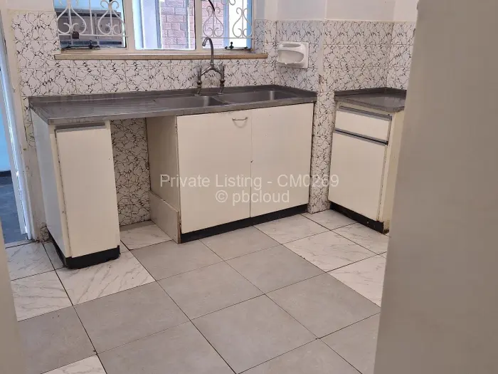2 Bedroom Cottage/Garden Flat for Sale in Hillside, Harare