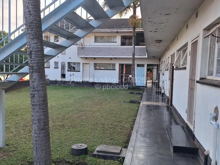 2 Bedroom Cottage/Garden Flat for Sale in Hillside, Harare