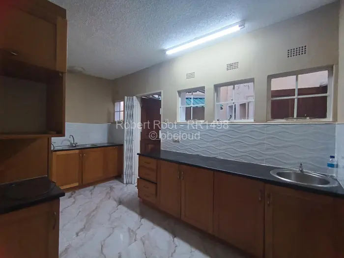 Townhouse/Cluster to Rent in Avondale, Harare