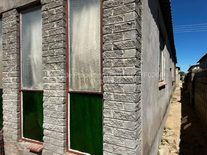 3 Bedroom House for Sale in Cowdray Park, Bulawayo