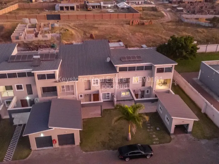 Townhouse/Cluster for Sale in Avondale West, Harare