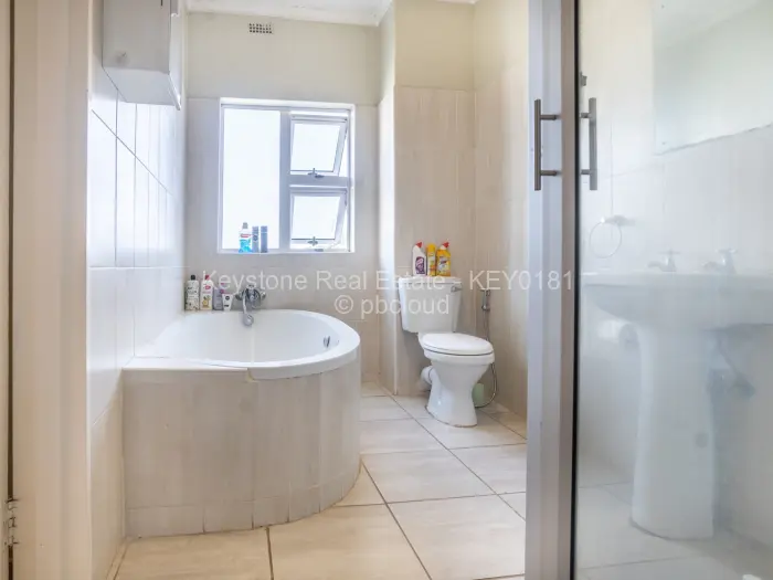 Townhouse/Cluster for Sale in Avondale West, Harare