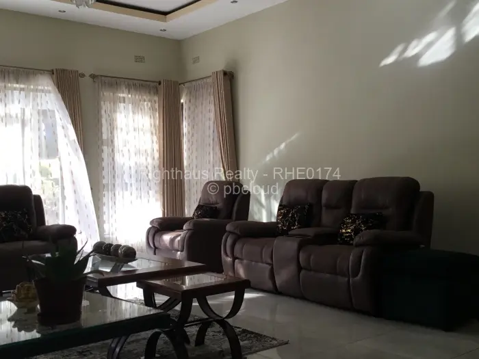6 Bedroom House for Sale in Carrick Creagh Estate, Harare