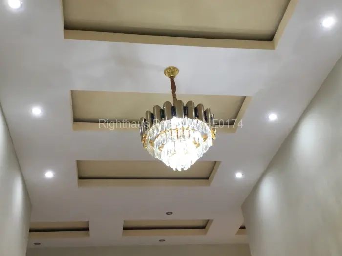 6 Bedroom House for Sale in Carrick Creagh Estate, Harare