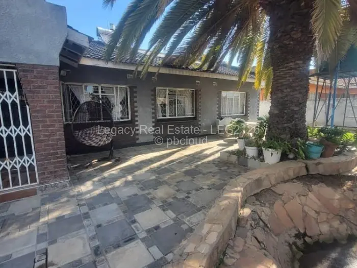 3 Bedroom House to Rent in Zimre Park