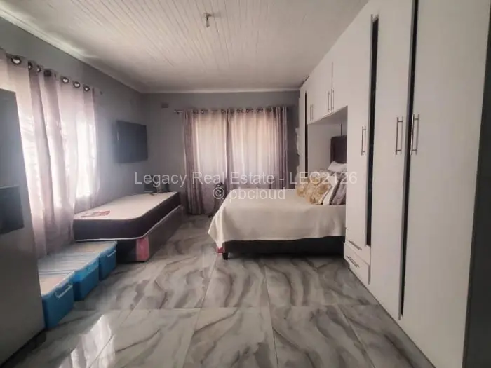 3 Bedroom House to Rent in Zimre Park