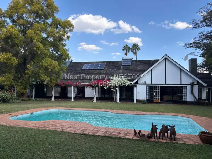 5 Bedroom House to Rent in Gunhill, Harare