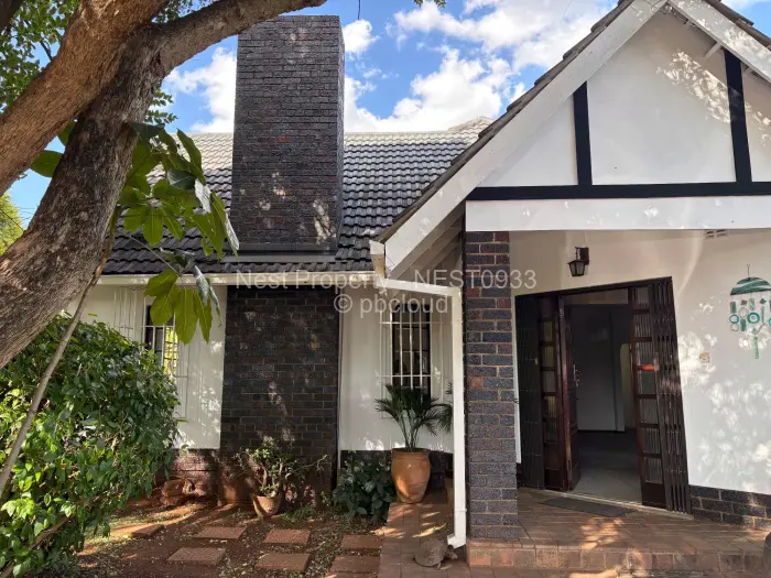 5 Bedroom House to Rent in Gunhill, Harare