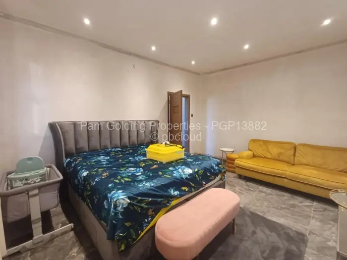4 Bedroom House for Sale in Penhalonga, Penhalonga