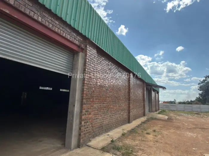 Warehouse/Industrial for Sale in Waterfalls, Harare