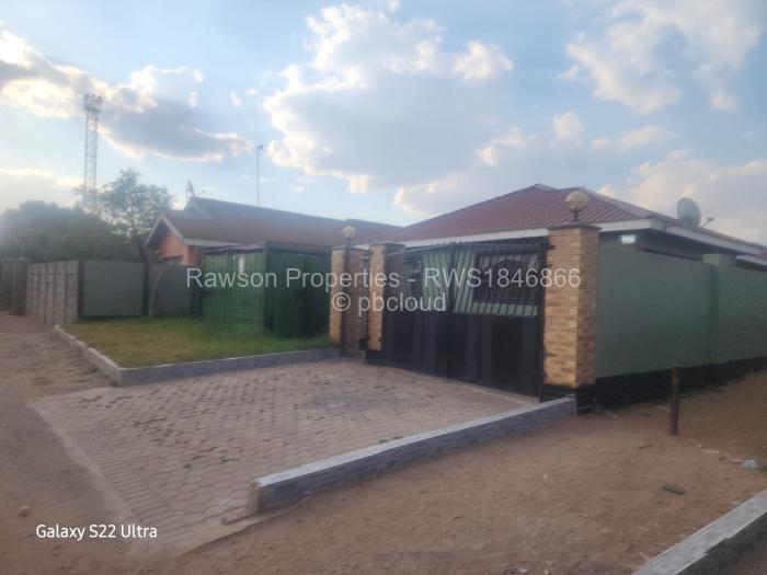 4 Bedroom House for Sale in Budiriro, Harare