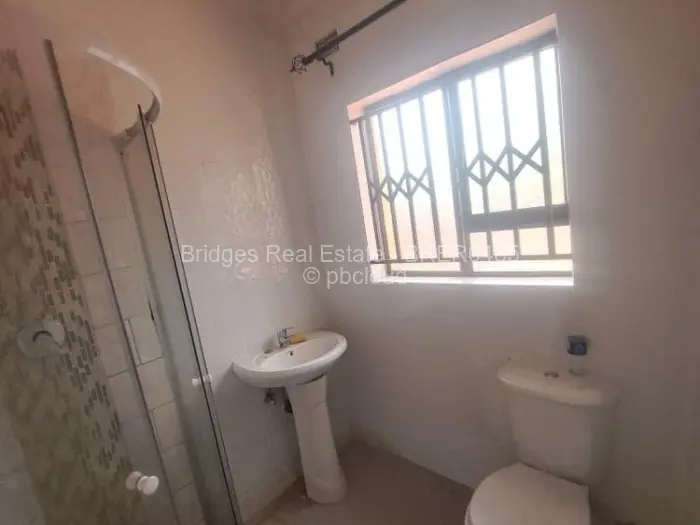 3 Bedroom House to Rent in Marlborough, Harare