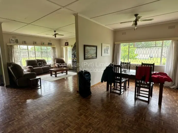 4 Bedroom House for Sale in Burnside, Bulawayo