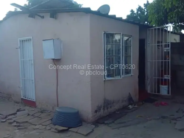 2 Bedroom House for Sale in Mufakose, Harare