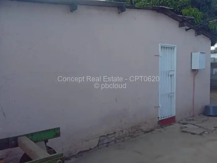 2 Bedroom House for Sale in Mufakose, Harare