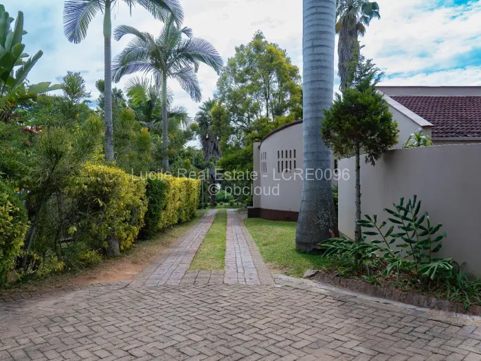 Townhouse/Cluster to Rent in Kambanji, Harare