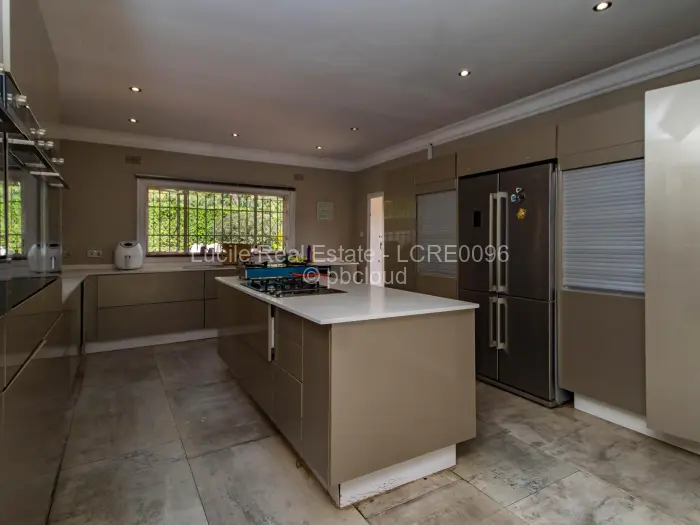 Townhouse/Cluster to Rent in Kambanji, Harare