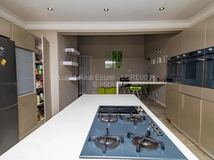Townhouse/Cluster to Rent in Kambanji, Harare