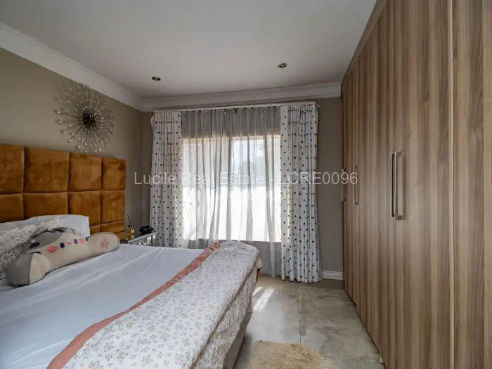 Townhouse/Cluster to Rent in Kambanji, Harare